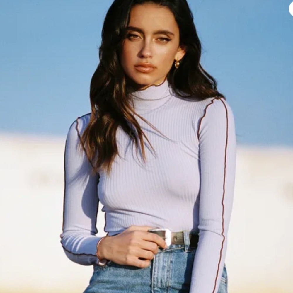 DAZE DAYZ VIOLET MOCK-NECK TOP